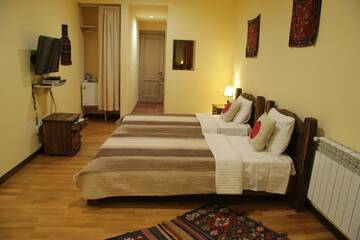 Трехместный номер в Отеле Silk Road Hotel